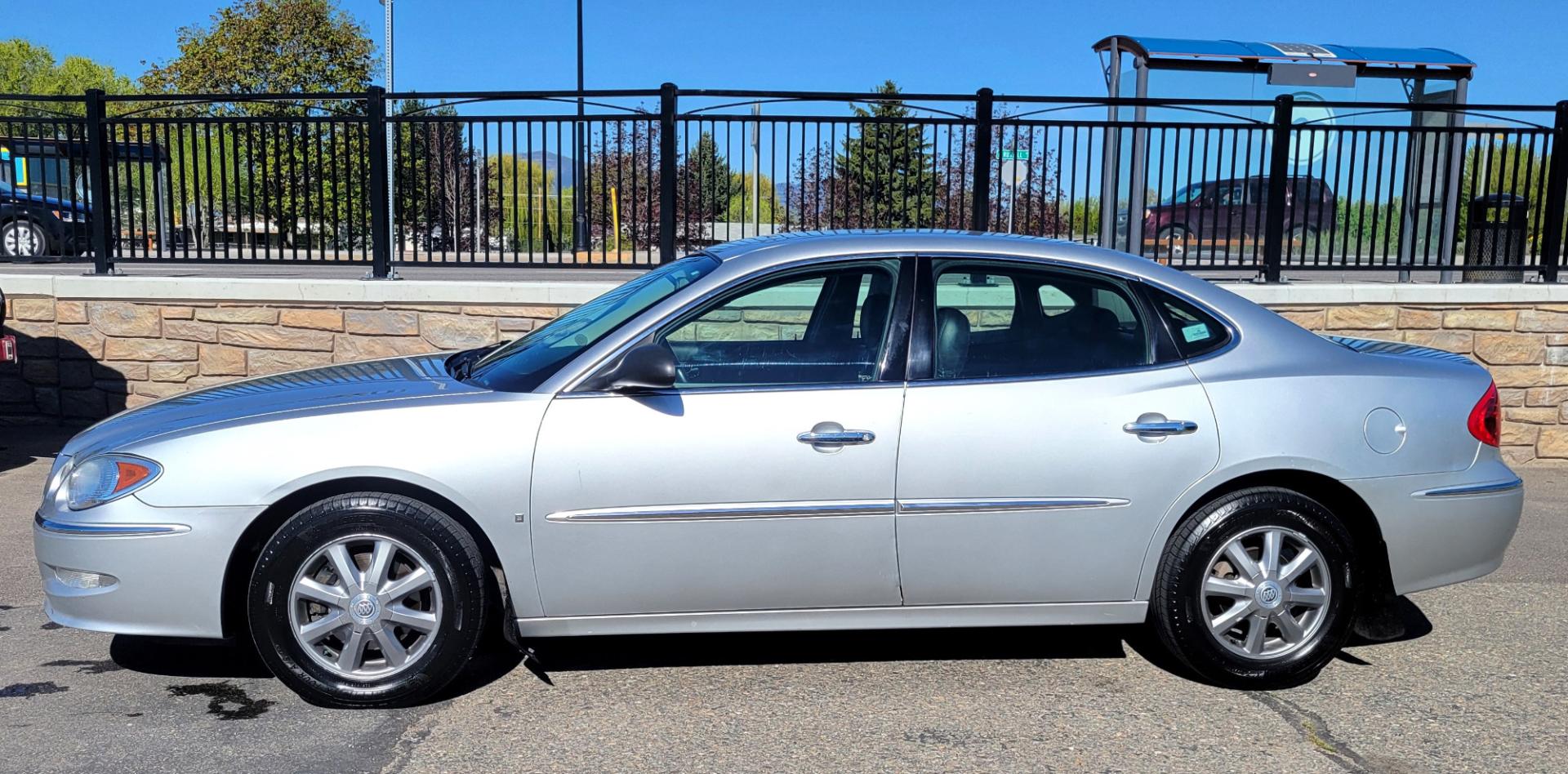 2009 Silver /Black Buick LaCrosse (2G4WD582091) with an 3.8L V6 engine, 5 Speed Automatic transmission, located at 450 N Russell, Missoula, MT, 59801, (406) 543-6600, 46.874496, -114.017433 - Photo#0